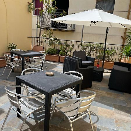 Hotel Cortese Палермо Экстерьер фото