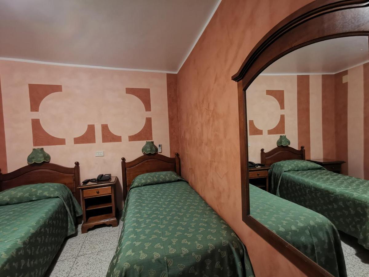 Hotel Cortese Палермо Экстерьер фото